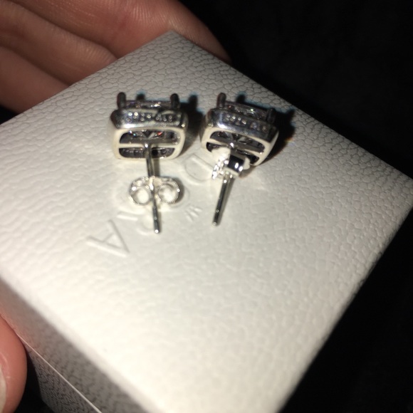 🆕Pandora Timeless Elegance Earrings - Picture 3 of 5